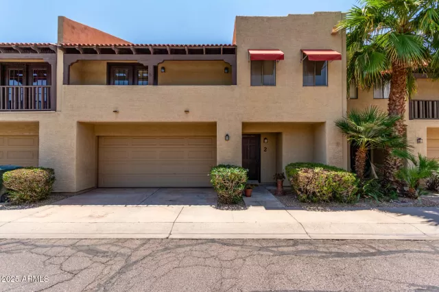 MLS: 6879680 Condo For Sale