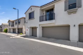 Photo #6: 6879721 Listing