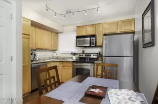 Photo #4: 6879844 Listing 