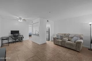 Photo #3: 6879864 Listing