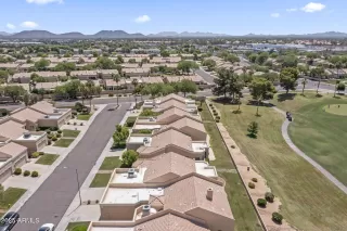 Photo #6: 6879869 Listing 