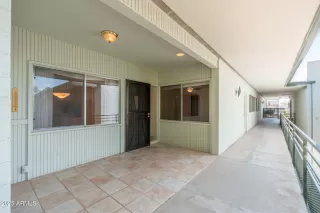 Photo #2: 6879918 Listing