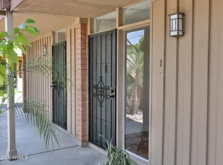 Photo #4: 6879966 Listing 