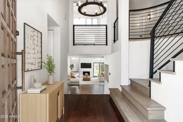 MLS: 6880207 Condo For Sale