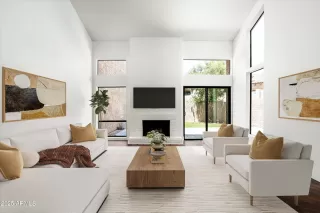 Photo #5: 6880207 Listing