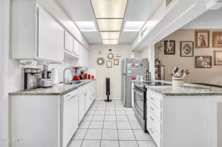 Photo #4: 6880335 Listing 