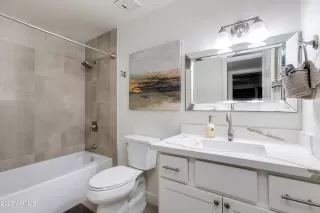 Photo #3: 6880379 Listing 