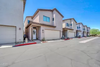 More Details about MLS # 6880520 : 3034 N 39TH STREET#12