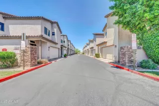 Photo #2: 6880520 Listing 
