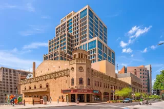 Photo #1: 6880572 Listing 