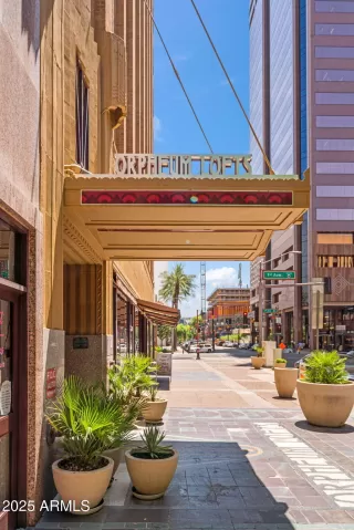 Photo #3: 6880572 Listing 