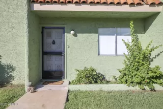 Photo #3: 6880591 Listing