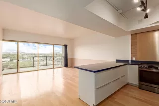 Photo #1: 6880713 Listing