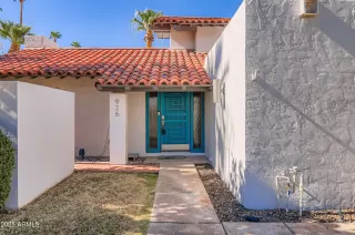 Photo #3: 6880717 Listing 