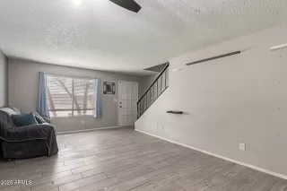 Photo #4: 6880891 Listing