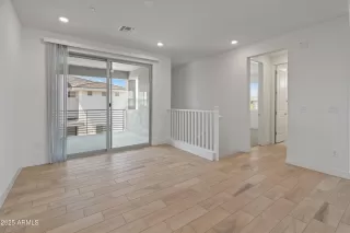 Photo #4: 6880952 Listing 