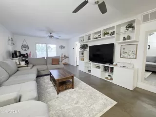 Photo #1: 6880986 Listing 