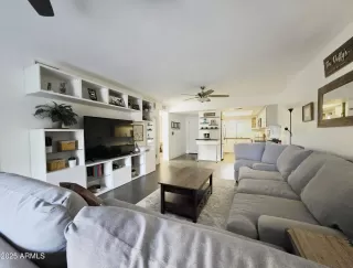 Photo #3: 6880986 Listing 