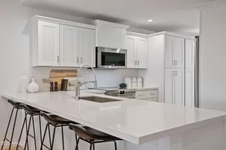 Photo #6: 6881129 Listing