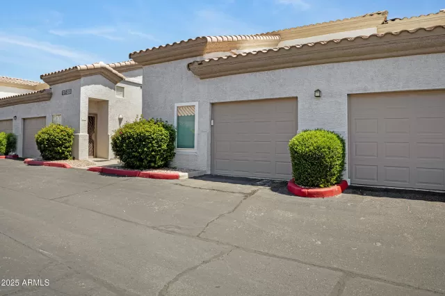 MLS: 6881160 Condo For Sale