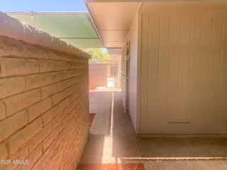 Photo #5: 6881491 Listing