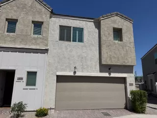 Photo #1: 6881662 Listing