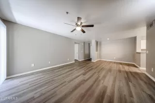 Photo #5: 6881873 Listing 