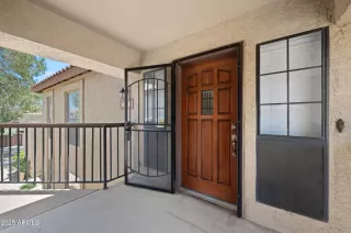 Photo #1: 6881981 Listing 