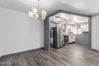 Photo #5: 6882297 Listing