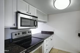 More Details about MLS # 6882341 : 3619 E MONTEROSA STREET#202