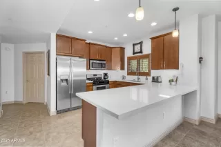 Photo #6: 6882547 Listing