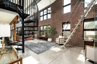 Photo #2: 6882606 Listing