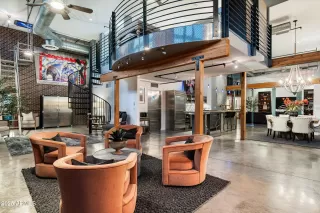 Photo #3: 6882606 Listing