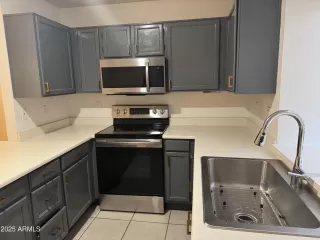 Photo #3: 6882789 Listing 