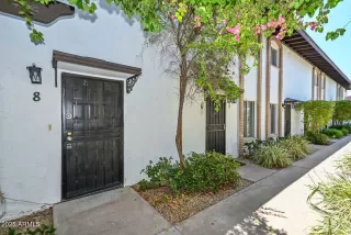 Photo #1: 6882801 Listing