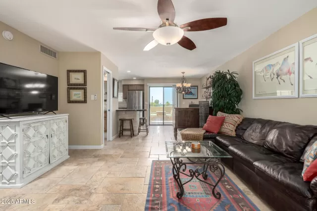 MLS: 6882824 Condo For Sale