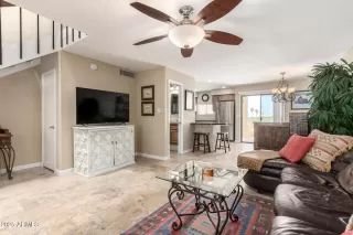 Photo #1: 6882824 Listing