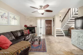 Photo #3: 6882824 Listing