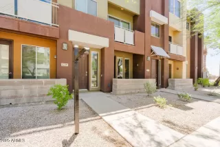 Photo #3: 6882830 Listing 