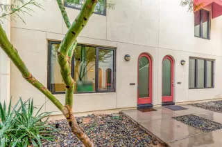 Photo #3: 6882941 Listing 