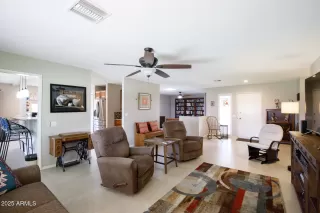 Photo #6: 6883063 Listing 