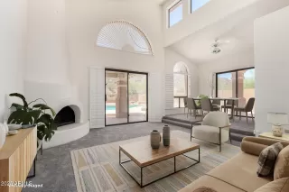 Photo #4: 6883257 Listing 