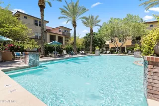 Photo #4: 6883337 Listing 