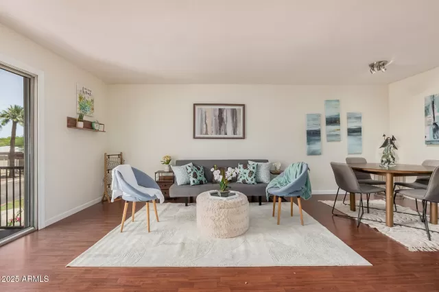 MLS: 6883409 Condo For Sale