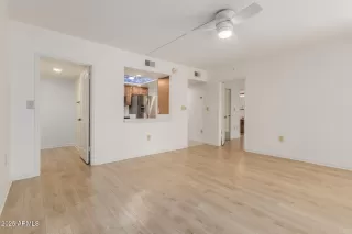 Photo #3: 6883463 Listing