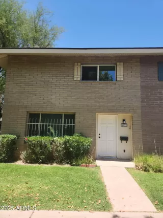 More Details about MLS # 6883464 : 4533 N 17TH AVENUE