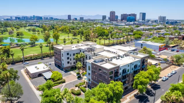 MLS: 6883524 Condo For Sale