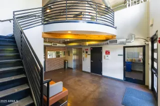 Photo #3: 6883524 Listing 