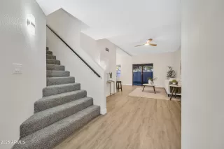 Photo #3: 6883531 Listing