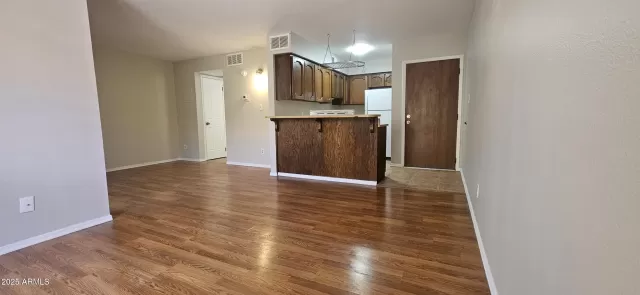 MLS: 6883563 Condo For Sale